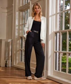 The Ribbed Sweater Blazer - White Sand