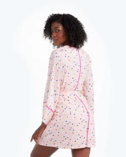 The Cloud 9 Silky Robe - Confetti Dot In Blush & Tangerine 11 The Cloud 9 Silky Robe - Confetti Dot In Blush & Tangerine -Summersalt Shop 2 ModelBack 537ad6b5 2aec 4571 be23 dbf12a5080d5