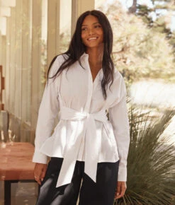 The Perfect Tie-Waist Girlfriend Shirt - White Sand 6 The Perfect Tie-Waist Girlfriend Shirt - White Sand -Summersalt Shop 2 ModelBack f3db7b35 0c5a 42f6 afd7 433c856e9ef6