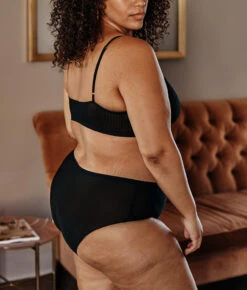 The Feel Free Brief Underwear - Sea Urchin 7 The Feel Free Brief Underwear - Sea Urchin -Summersalt Shop 3 ModelFullBody dcb5a865 2776 481e 9b98 3461a66c58bb