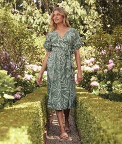 The Coastal Poplin Puff-Sleeve Wrap Midi Dress - Dotted Palms In Seagreen & White Sand -Summersalt Shop 3 ModelFullBody ea772438 2853 45f9 b13f 084f35917f53