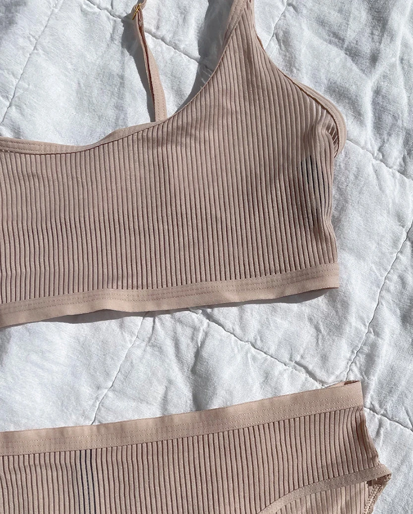 The Feel Free Adjustable Bralette - Latte 2 The Feel Free Adjustable Bralette - Latte - Image 2