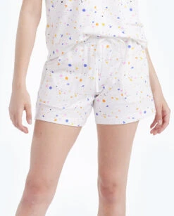 The Softest French Terry Lounge Shorts - Paint Splatter In White Sand -Summersalt Shop 4 ModelDetail d340564d 705d 40a5 91cb 4665b9805670