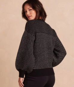 The Luxe Cashmere Blend Mix Stitch Sweater - Sea Urchin & Dune -Summersalt Shop CashmereBlendMixStitch SeaUrchin Crop Back