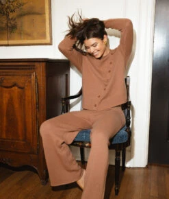 The Luxe Cashmere Blend Button Crewneck - Praline -Summersalt Shop Cashmere Button Sweater 5