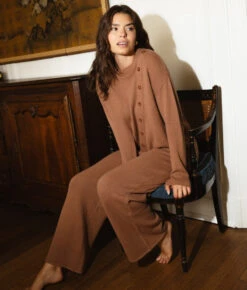 The Luxe Cashmere Blend Sweater Pant - Praline -Summersalt Shop Cashmere Pant 3