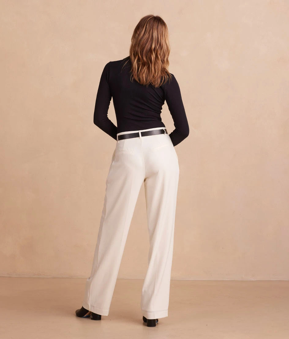 The Classic Pleat Straight Leg Trouser Pant - White Sand 3 The Classic Pleat Straight Leg Trouser Pant - White Sand - Image 3