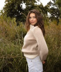 The Luxe Cashmere Blend Two-Tone Button Neck Sweater - Fawn & Dune 7 The Luxe Cashmere Blend Two-Tone Button Neck Sweater - Fawn & Dune -Summersalt Shop Luxe Cashmere Blend Two Tone Button Neck Sweater Fawn Dune 3