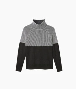 The Luxe Cashmere Blend Two-Tone Sweater - Charcoal -Summersalt Shop Luxe Cashmere Blend Two Tone Sweater Charcoal 6