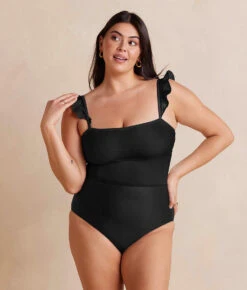 The Ruffle Oasis - Sea Urchin 11 The Ruffle Oasis - Sea Urchin -Summersalt Shop RuffleOasis OntheDot SeaUrchin Front