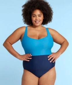 The Seascape Sweetheart One Piece - Calypso & Deep Sea 8 The Seascape Sweetheart One Piece - Calypso & Deep Sea -Summersalt Shop SeascapeSweetheartOnePieceCalypso DeepSeaFront2